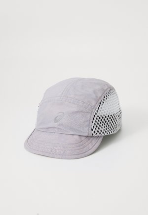 Gray cap with a textured surface and mesh side panels. Features a curved brim and a logo in silver. Lightweight and breathable design.