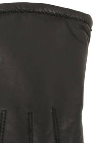 Schwarzer Lederhandschuh mit glatter Oberfläche, ausgestattet mit einem genähten Bund und drei vertikalen Nähten auf der Handinnenseite.