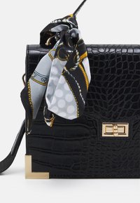 Pieces PCABBELIN CROSS BODY Borsa a mano Zalando