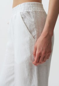 Jimmy Key HIGH WAIST WIDE LEG - Broek - white