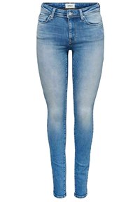 Jeans ajustados de denim azul claro. Presentan un talle medio, diseño clásico de cinco bolsillos y un ligero desvanecimiento para un aspecto desgastado.