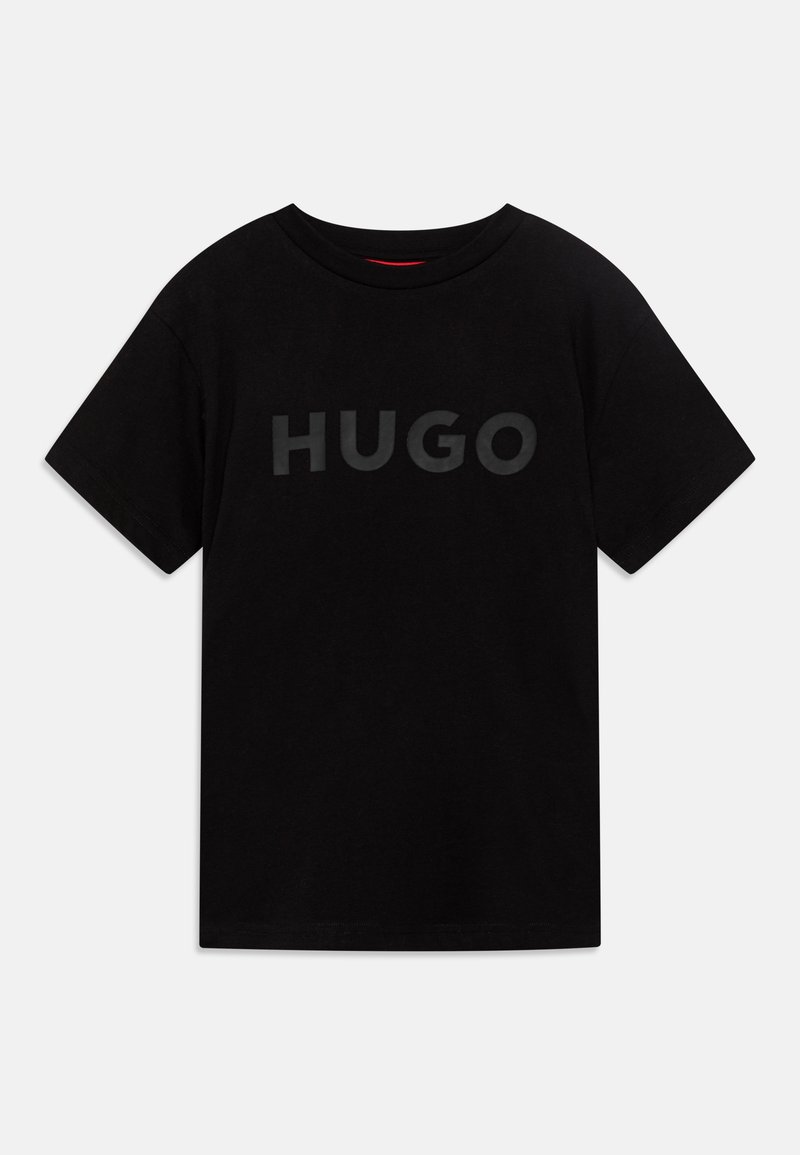 Μαύρο βαμβακερό T-shirt με μεγάλο, ματ μαύρο λογότυπο "HUGO" στο στήθος. Διαθέτει κλασικό λαιμόκοψη και κοντά μανίκια.