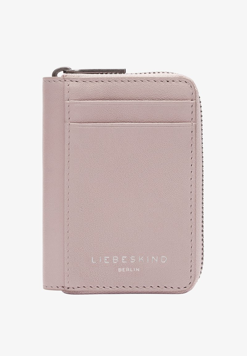 Kompaktowy portfel wykonany z fakturowanej, jasnoróżowej skóry, z zamknięciem na zamek błyskawiczny, wieloma kieszonkami na karty oraz wytłoczonym logo.