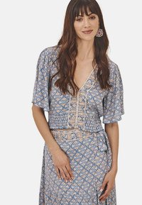 Blusa - azul