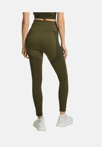 FALKE CORE SEAMLESS - Tights - herb