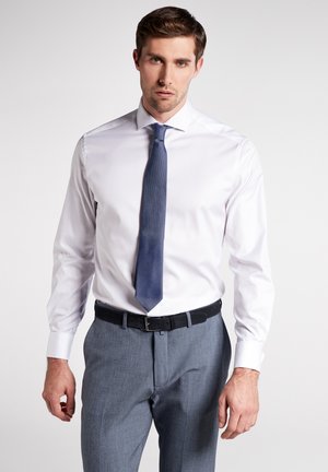 COVER SHIRT - MODERN FIT - Business skjorter - white