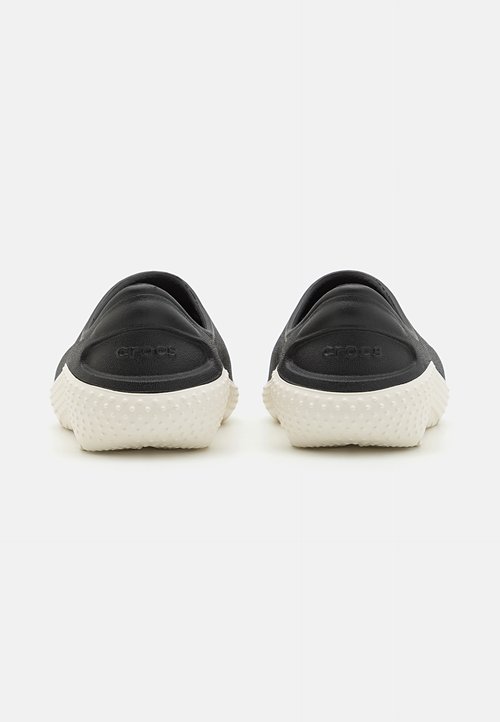 Crocs CLASSIC UNISEX - Zapatos sin cordones - black/chalk — foto 3