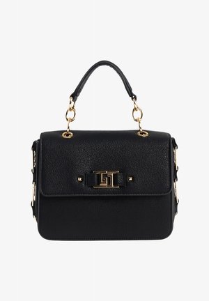 Borsa a tracolla nera in pelle con un design strutturato, hardware dorato, pattina ripiegata e un accento decorativo a forma di fiocco. Presenta un manico superiore e una tracolla.