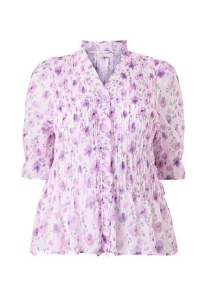 Lys lilla blomsterbluse med flæset V-hals, samlet liv og trekvart puffærmer.