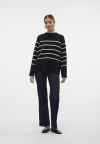 Vero Moda VMFLAWLESS O-NECK PULLOVER - Maglione - black