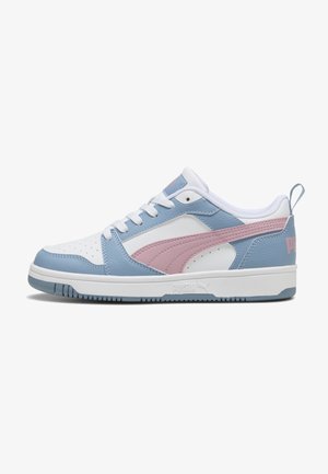 White and blue sneaker with pink accents, featuring a perforated toe cap, smooth leather texture, and a robust rubber sole.
