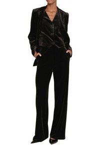 Grace & Mila Smanicato - noir