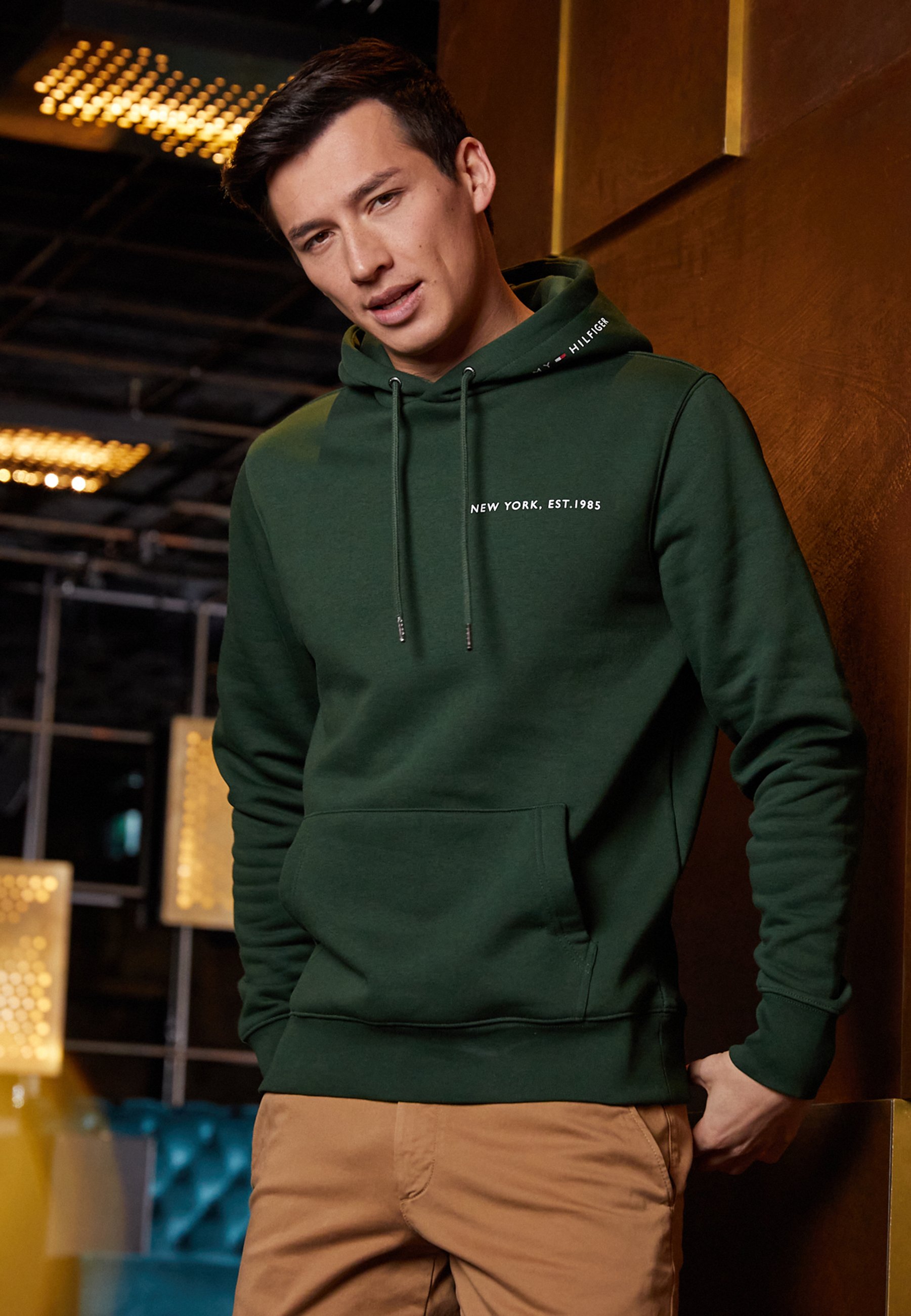 Tommy Hilfiger MULTI PLACEMENT HOODIE - Felpa - national forest/verde scuro  - Zalando.it