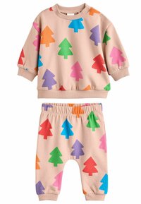 Non sélectionné, bright tree