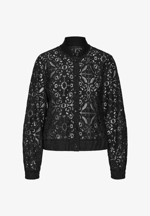 Must mustriline lace bomber-jakk mustelukogu ees. Omab keerukaid lillemustreid, soonikuga krae ja elastseid varrukaotsasid.