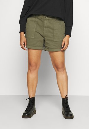 Short - green