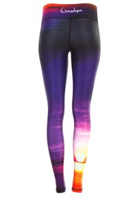 Hoge taille legging in een gradient ontwerp met paarse, roze en oranje tinten, met een zonsondergangprint op het onderbeen. Gladde, rekbare stof.