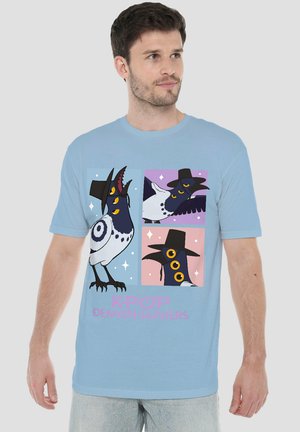 NETFLIX, KPOP DEMON HUNTERS SUSSIE BOXES - Print T-shirt - light blue