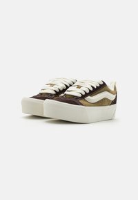 Vans KNU STACK - Skate shoes - gothic/olive