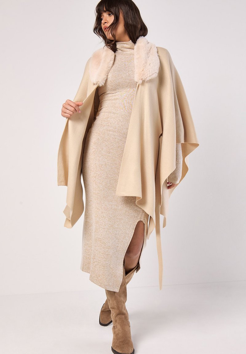 Apricot Poncho - stone
