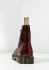 Dr. Martens  UNISEX ciemnoczerwony