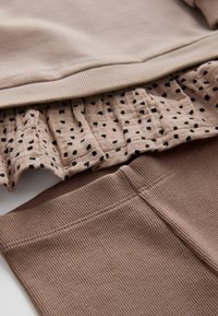 Next SET - REGULAR FIT - Tajice-hlače - neutral collar