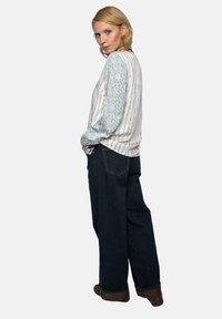 Emily van den Bergh Hemdbluse - rose peach belts