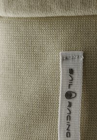 Sail Racing OCEAN - Sweatshirt - ivory