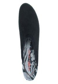 Zwarte suède instapschoen met een ronde neus en een decoratief bloemenpatroon op de binnenzool. Bevat het "ROHDE" logo in het rood.