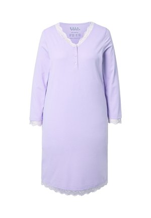 Lavendelfarbenes Nachthemd mit langen Ärmeln und Spitzenbesatz am Ausschnitt, an den Manschetten und am Saum, mit einer Drei-Knopf-Leiste an der Brust.