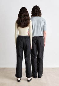 Thumbnail Image 4