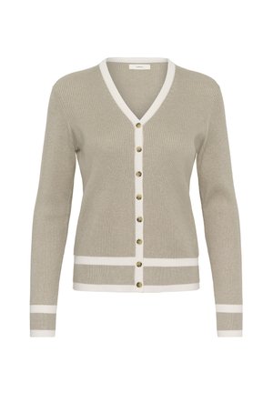 Bēšas krāsas ribota kardigana ar baltām apmalēm, V veida izgriezumu, garām piedurknēm, priekšpusē brūnām pogām un baltām svītrām manžetēs un apakšmalā.