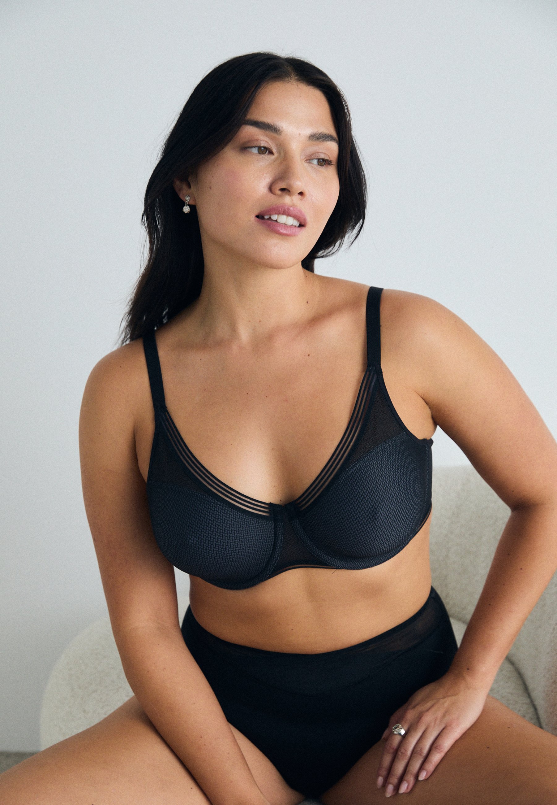 Soutien-gorge Triumph Lovely Sensation - Noir/Gris Imprimé Félin - Taille 85C/70C - Neuf Avec étiquettes