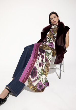 LOLA CASADEMUNT, WOMEN - Bufanda - off-white