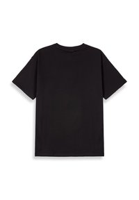 Camiseta negra, de manga corta, cuello redondo, hecha de un suave tejido de algodón. La vista trasera muestra un diseño liso sin patrones ni gráficos visibles.