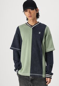 The Ragged Priest OUTCAST SKATE - Jeans Relaxed Fit - charcoal