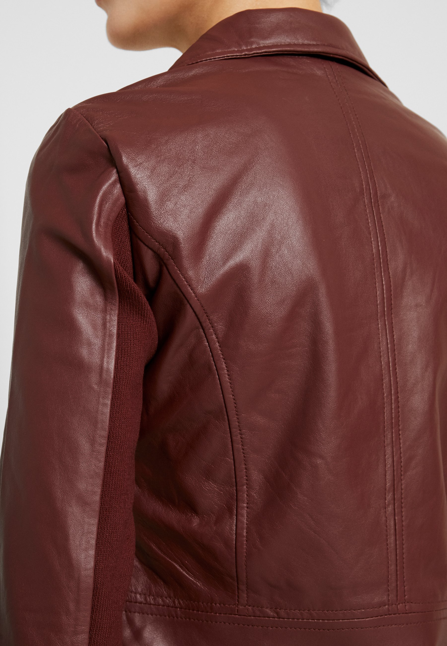 YAS Tall YASSOPHIE JACKET Leren jas tawny port YAS Tall YASSOPHIE JACKET Leren jas beech Zalando.nl