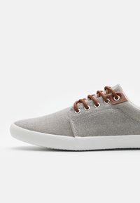 Pier One UNISEX - Trainers - light grey