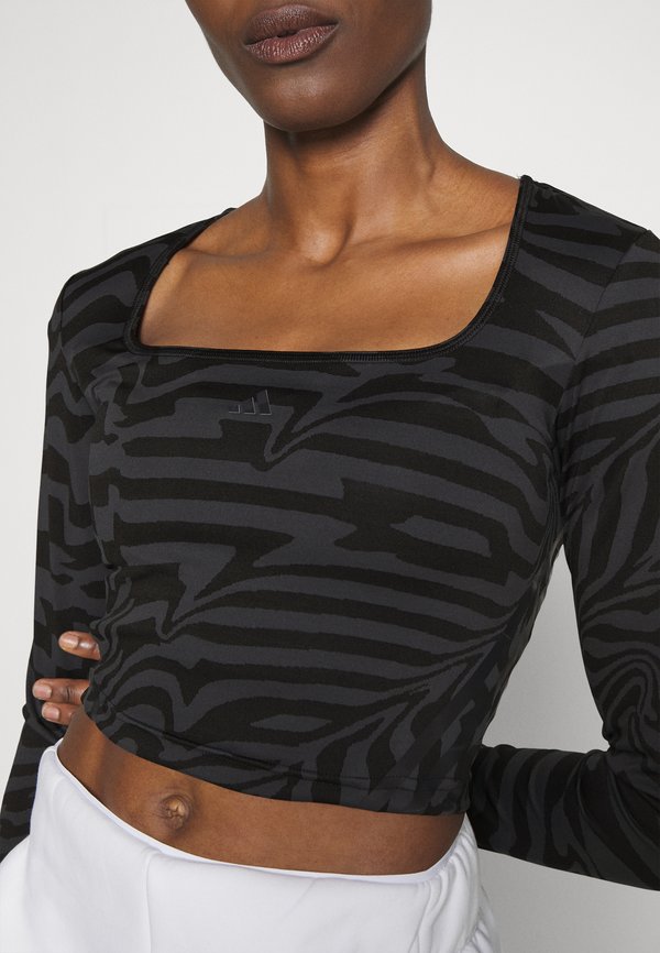 TRAIN ICONS - Long sleeved top4