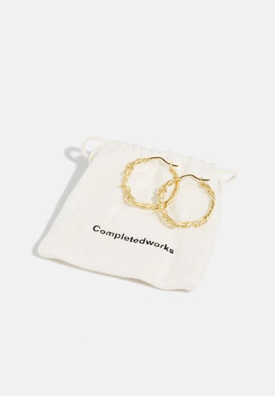 Completedworks TWISTED EARRINGS - Σκουλαρίκια - gold-coloured