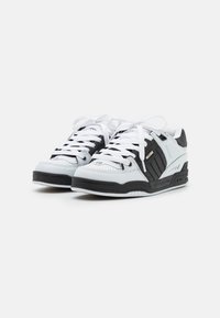 Globe FUSION - Sapatilhas de skate - black/white