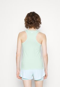 Sweaty Betty ATHLETE SEAMLESS WORKOUT TANK - Top - spring green