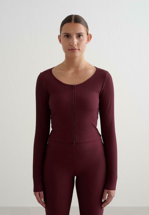 CHERRY PERFORMANCE ZIPPED  - Cardigan - red
