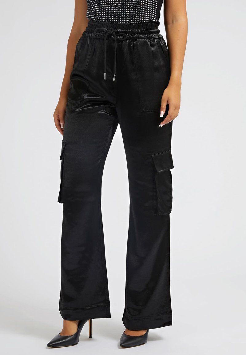 Guess RELAXED FIT Cargo trousers schwarz/black Zalando.ie