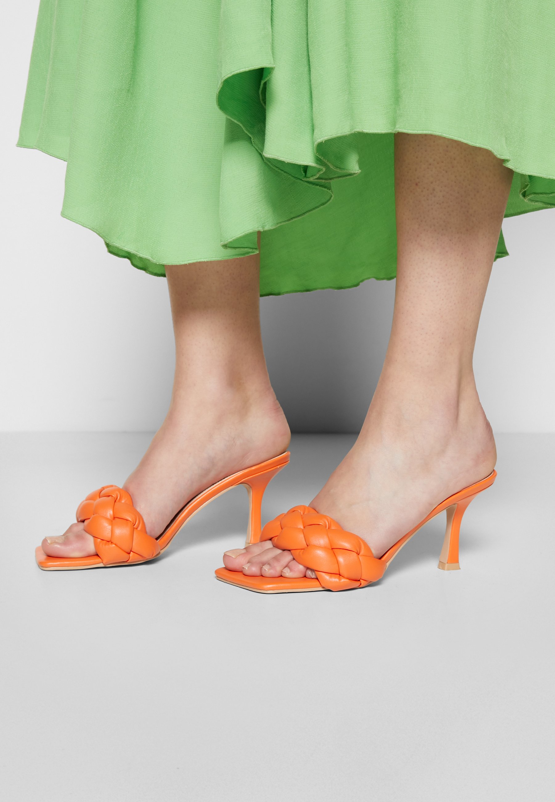 raid sandra braided sandals