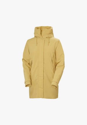 Geel geïsoleerde jas met een capuchon, voorzien van een voorrits, trekkoorden bij de capuchon en zijzakken. Glad textuur, casual ontwerp.