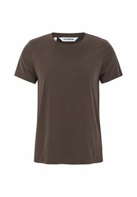 T-shirt marrone a maniche corte con colletto rotondo classico. Realizzato in materiale soffice, presenta una texture liscia e un design minimalista.