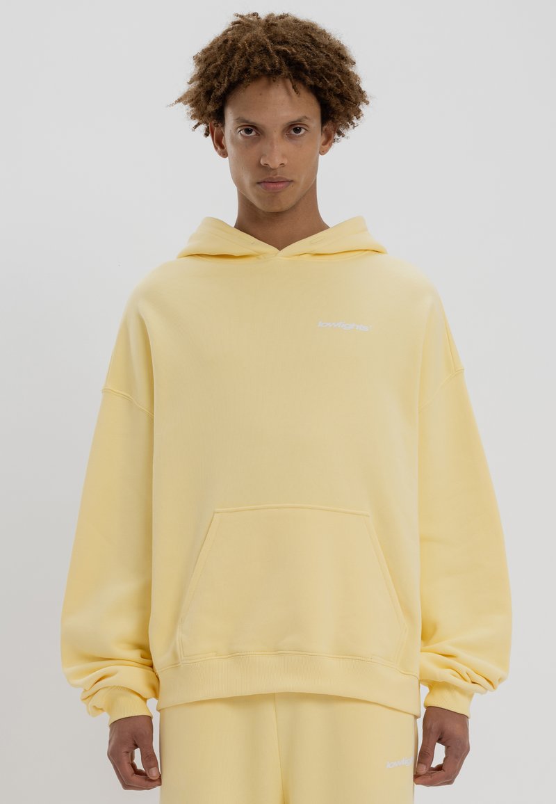 LOW LIGHTS STUDIOS® BASIC LOGO HOODIE - Φούτερ - yellow