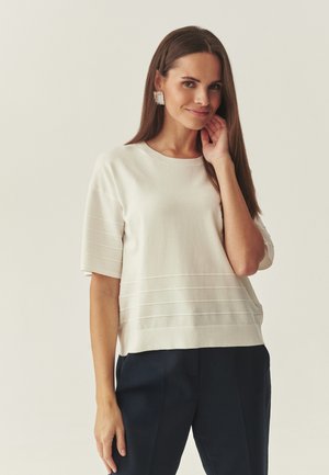 PATRA - Jednoduché tričko - off white