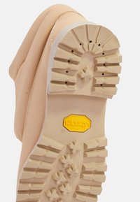 Timberland 6 IN LACE BOOT UNISEX - Stivaletti stringati - light beige full grain